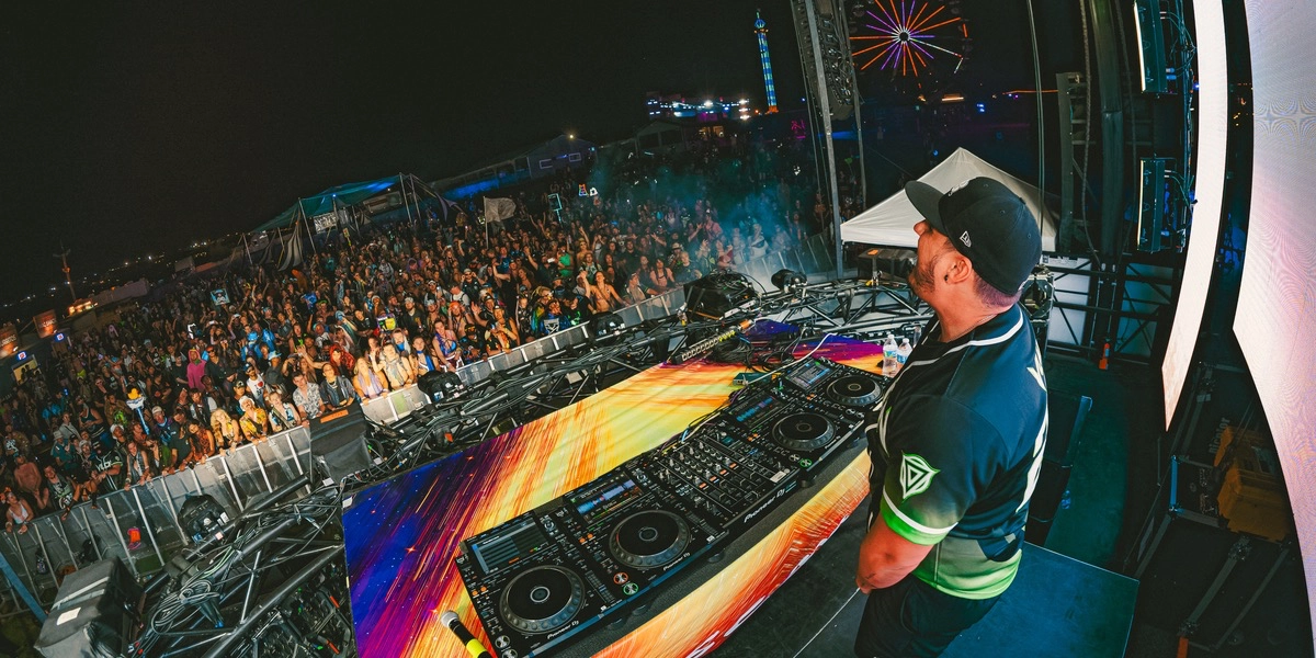 Event image for Bass Therapy: VLCN