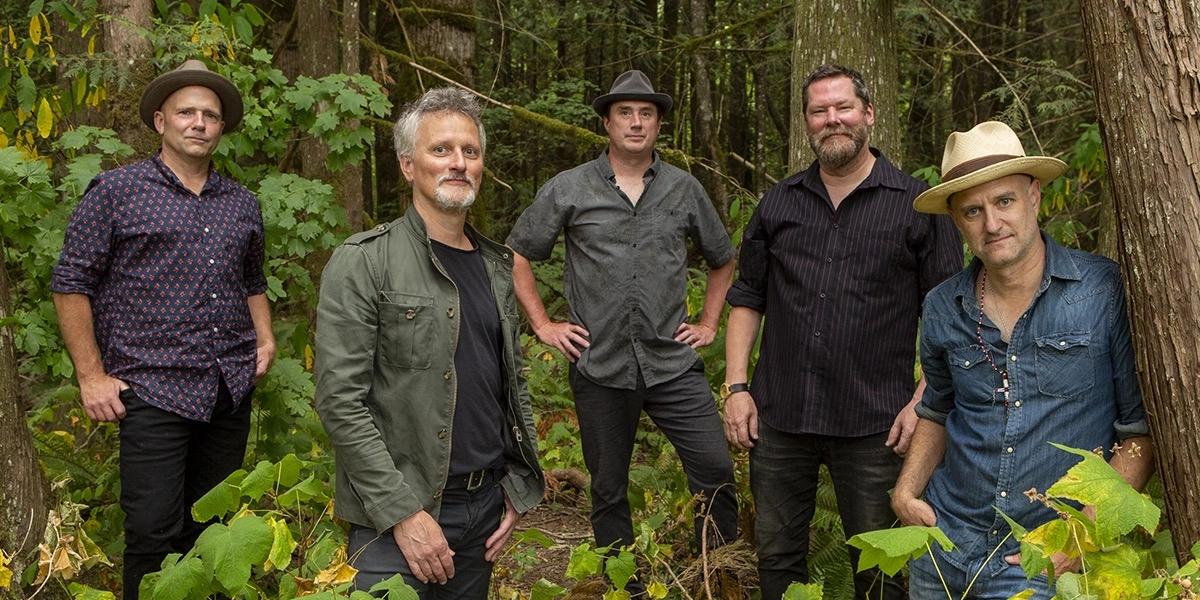 Event image for Holiday Hootenanny with Farmteam