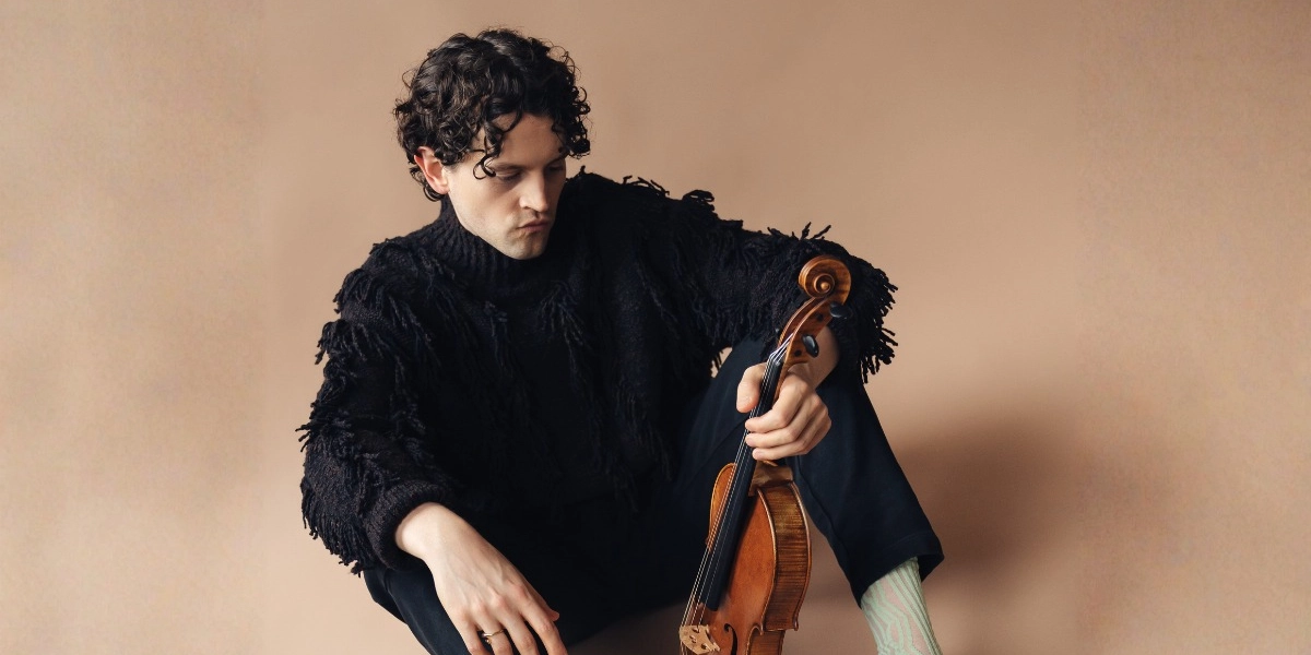 Event image for Radia / Ryan Davis, viola