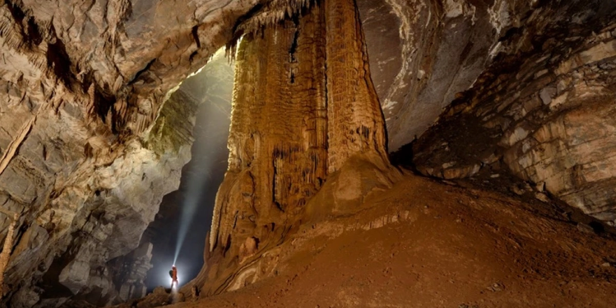 Event image for National Geographic LIVE Robbie C. Shone: Adventures in Caving