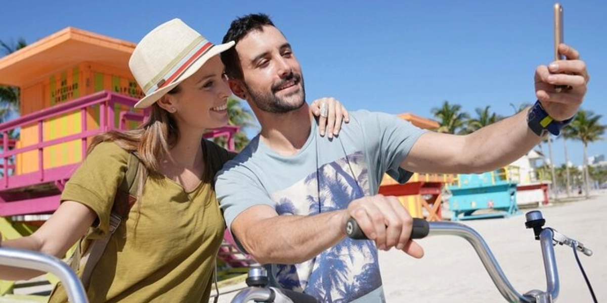 Event image for Miami Beach Art Deco & History Bike Tour with Design Enthusiast