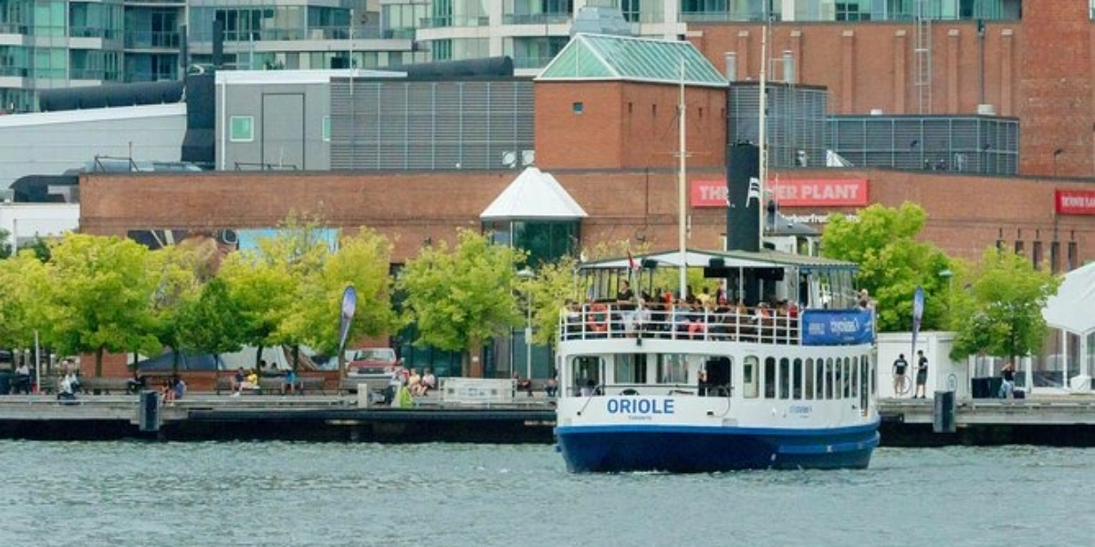 Event image for 60-Minute Toronto Sightseeing Harbour Tour
