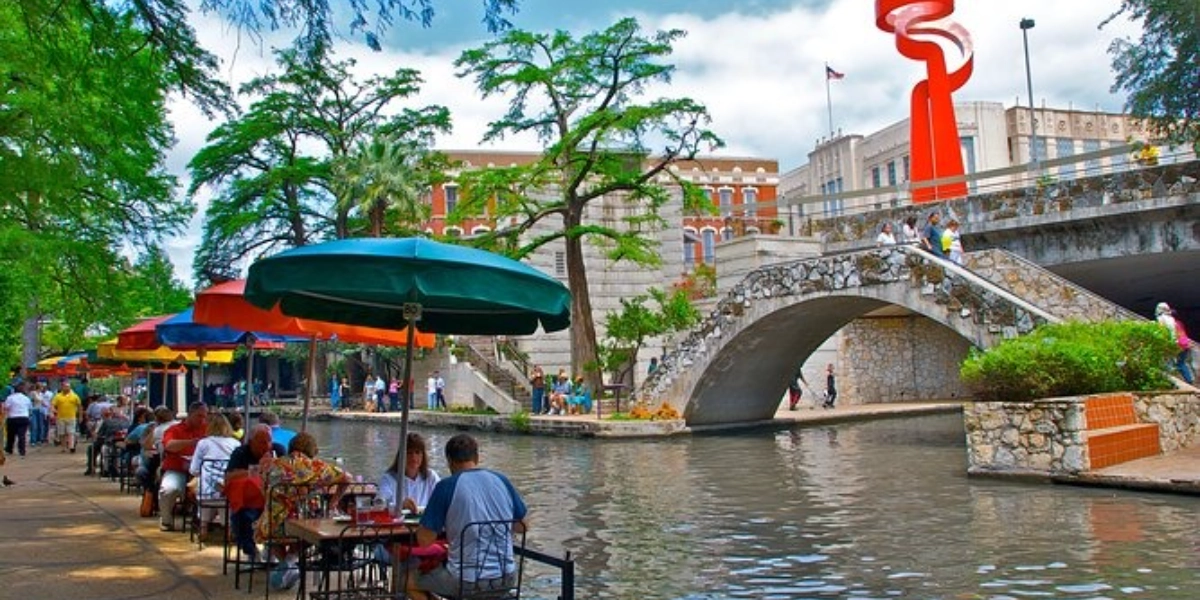 Event image for San Antonio Full-Day Historic City Tour