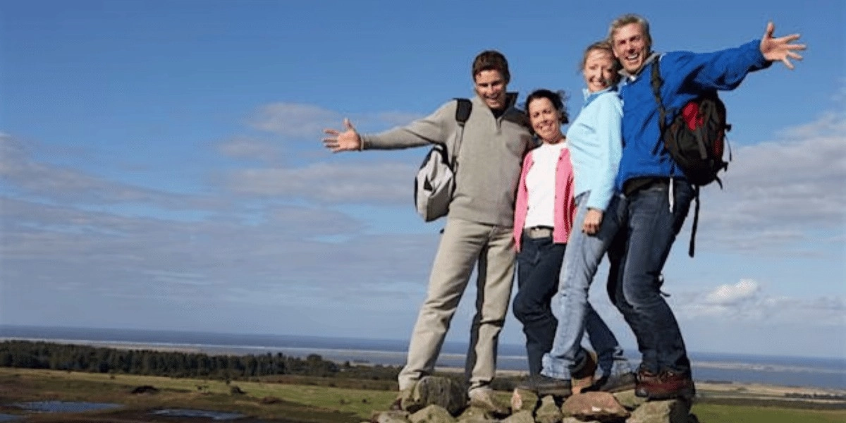 Event image for Singles Hike at Rattlesnake Point