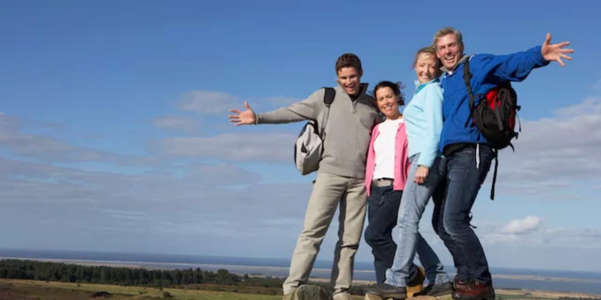 Event image for Singles Walk at Neyagawa Woods – Oakville