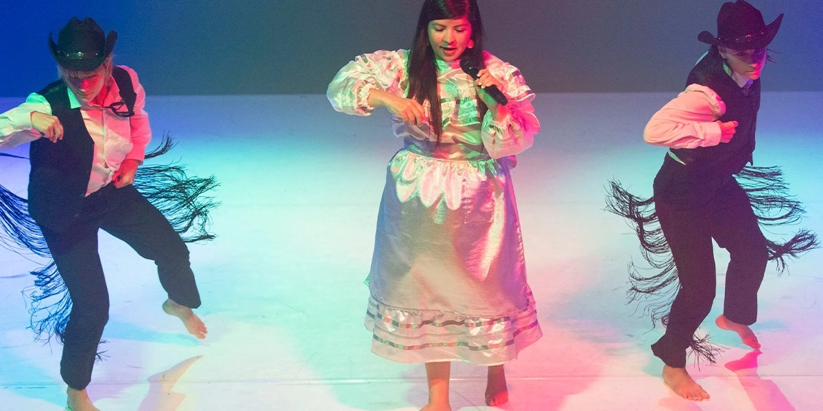 Event image for Radio III / ᎦᏬᏂᏍᎩ ᏦᎢ