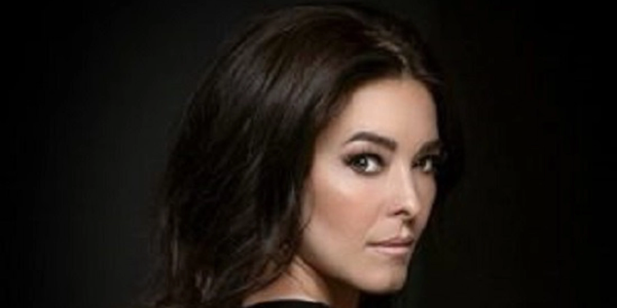 Event image for Rebecca Binnendyk