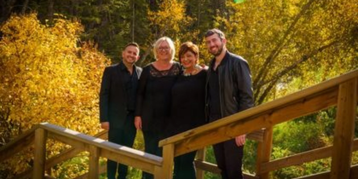 Event image for Four Friends, Forty Fingers