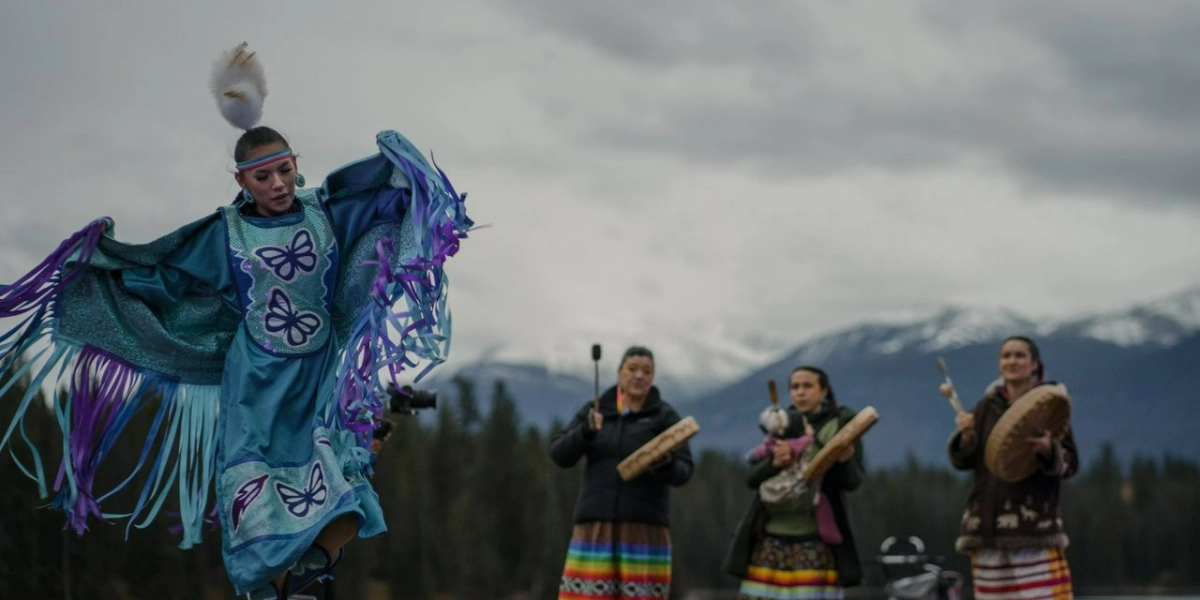 Event image for ᐸᐦᑭᓯᒧᐣ pahkisimon (Cree for sunset)