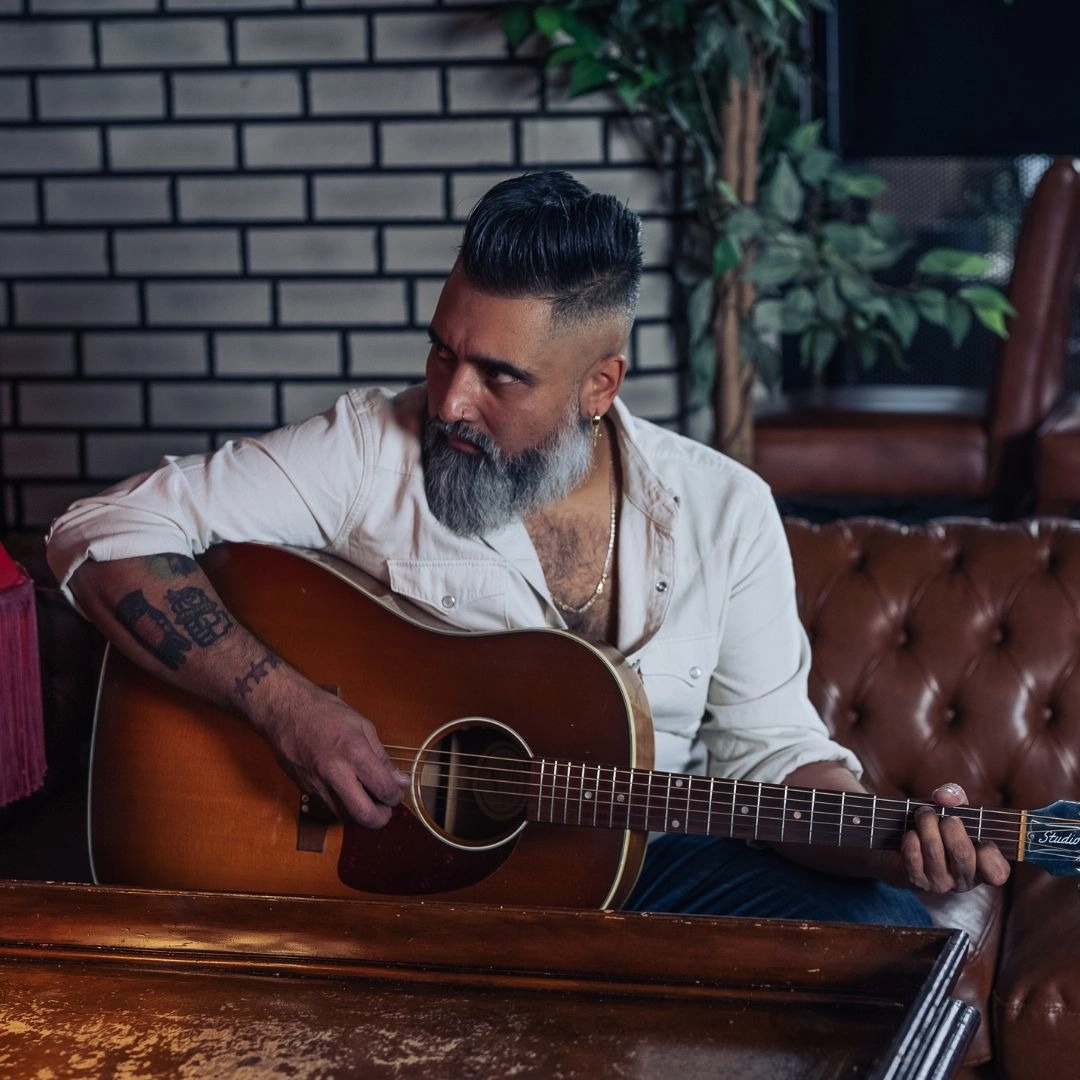 Image d'événement pour Leo Martinez Live at Whiskey Rose