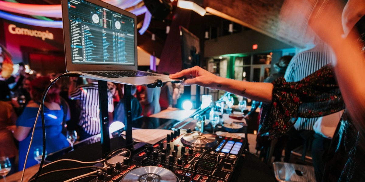 Event image for Signature Event: With a Twist: Silent Disco